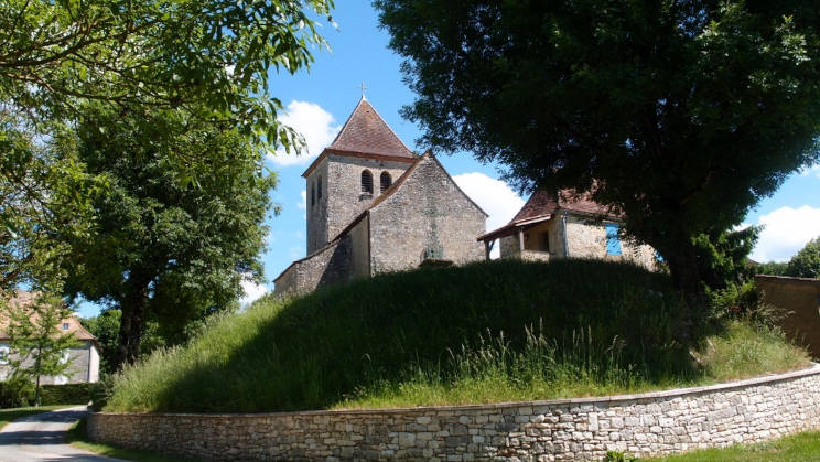 L’église et son mur sud