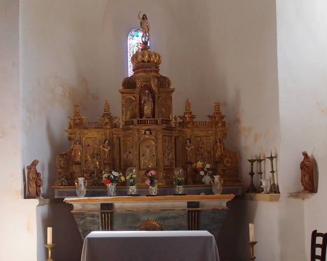 Le retable et le tabernacle